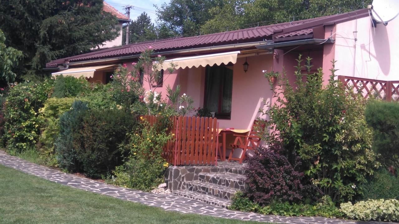 Bungalovy Natura Trávnica Exterior photo